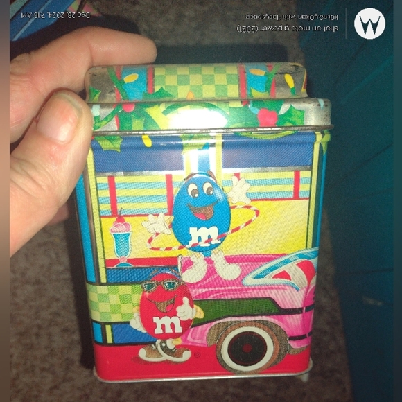 Vintage M&M's Diner #04 Christmas Village limited Edition Canister 1996 Tin Box - Picture 3 of 7